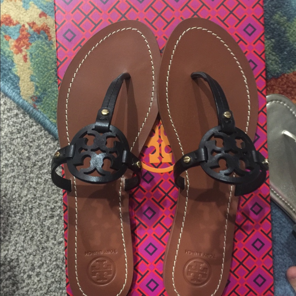 Tory Burch Minnie Miller - Picture 3 of 8